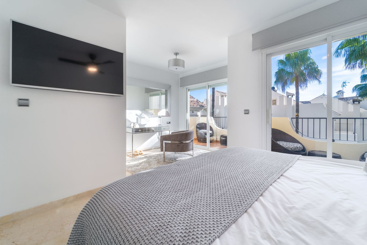 Huis te koop in Costabella | 4 slaapkamers H5286457