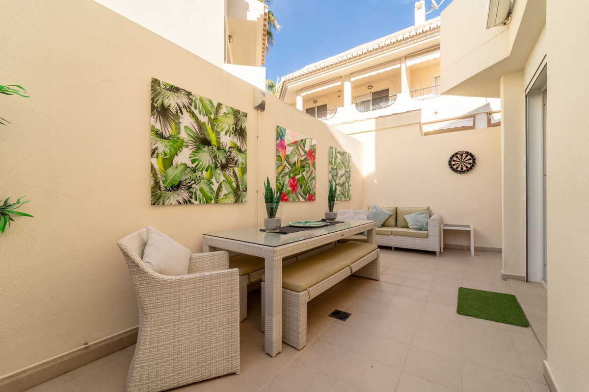 Huis te koop in Costabella | 4 slaapkamers H5286457