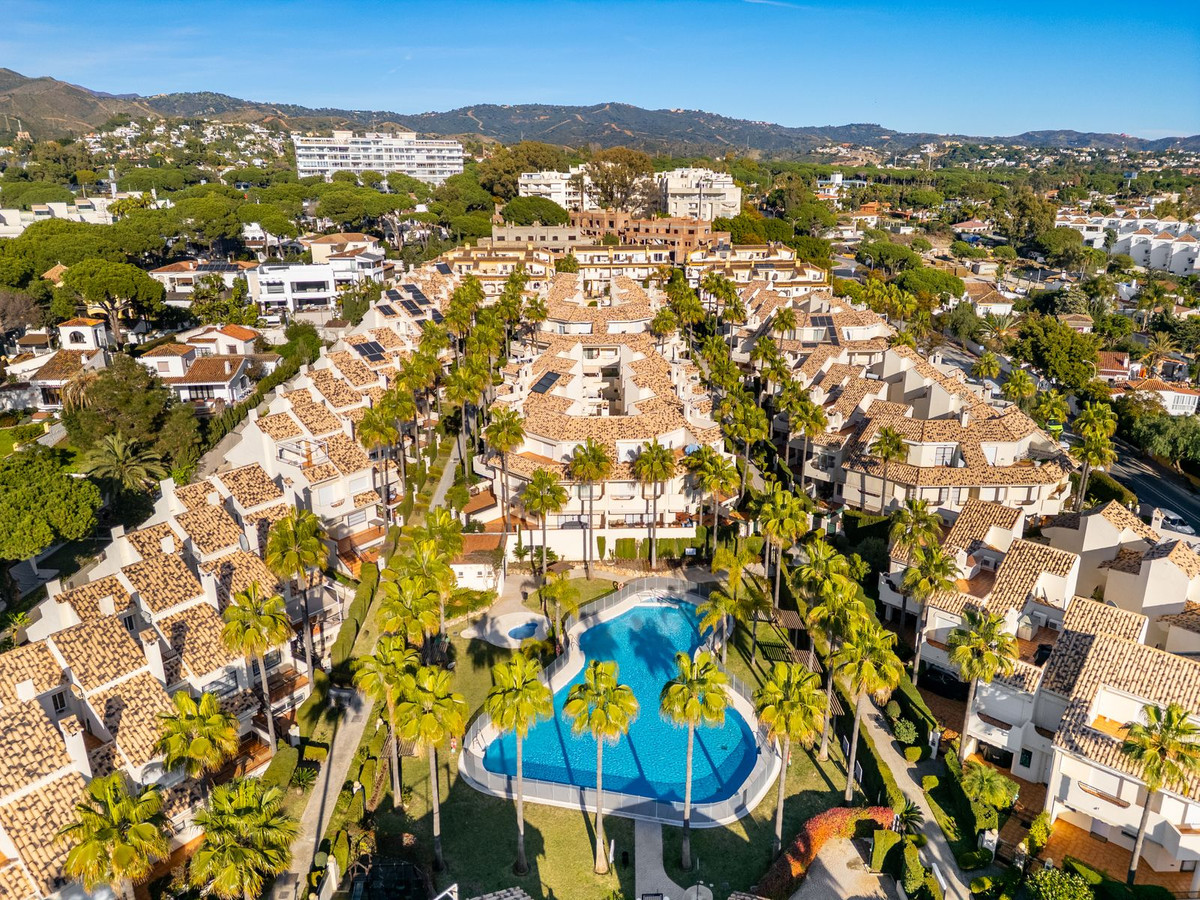 Huis te koop in Costabella | 4 slaapkamers H5286457