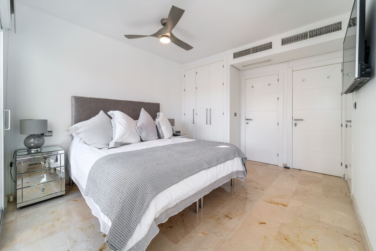 Huis te koop in Costabella | 4 slaapkamers H5286457