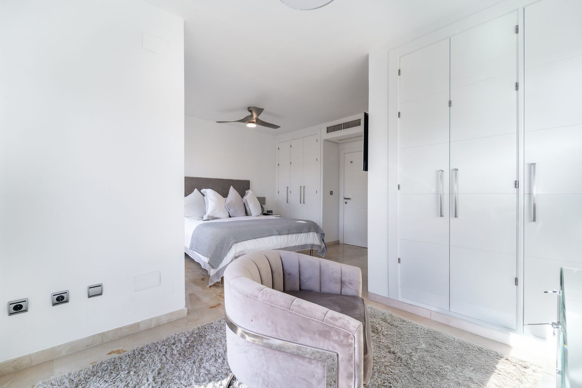 Huis te koop in Costabella | 4 slaapkamers H5286457