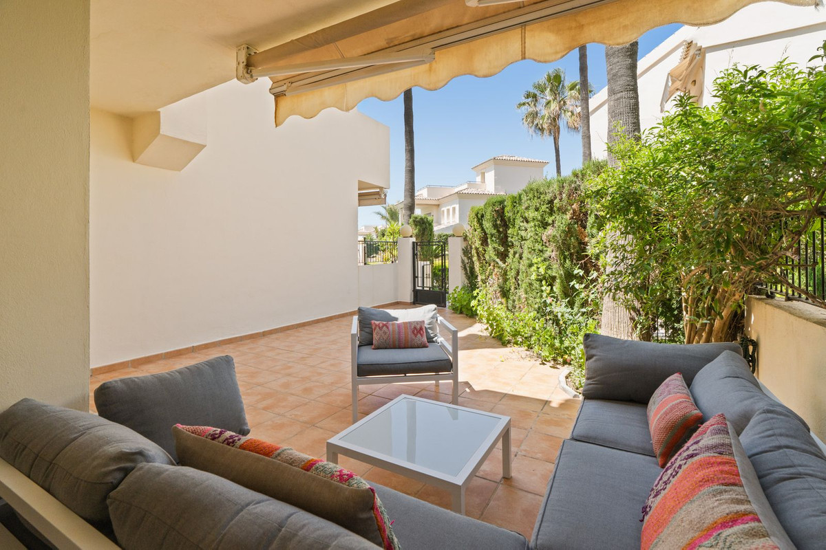 Huis te koop in Costabella | 4 slaapkamers H5382004