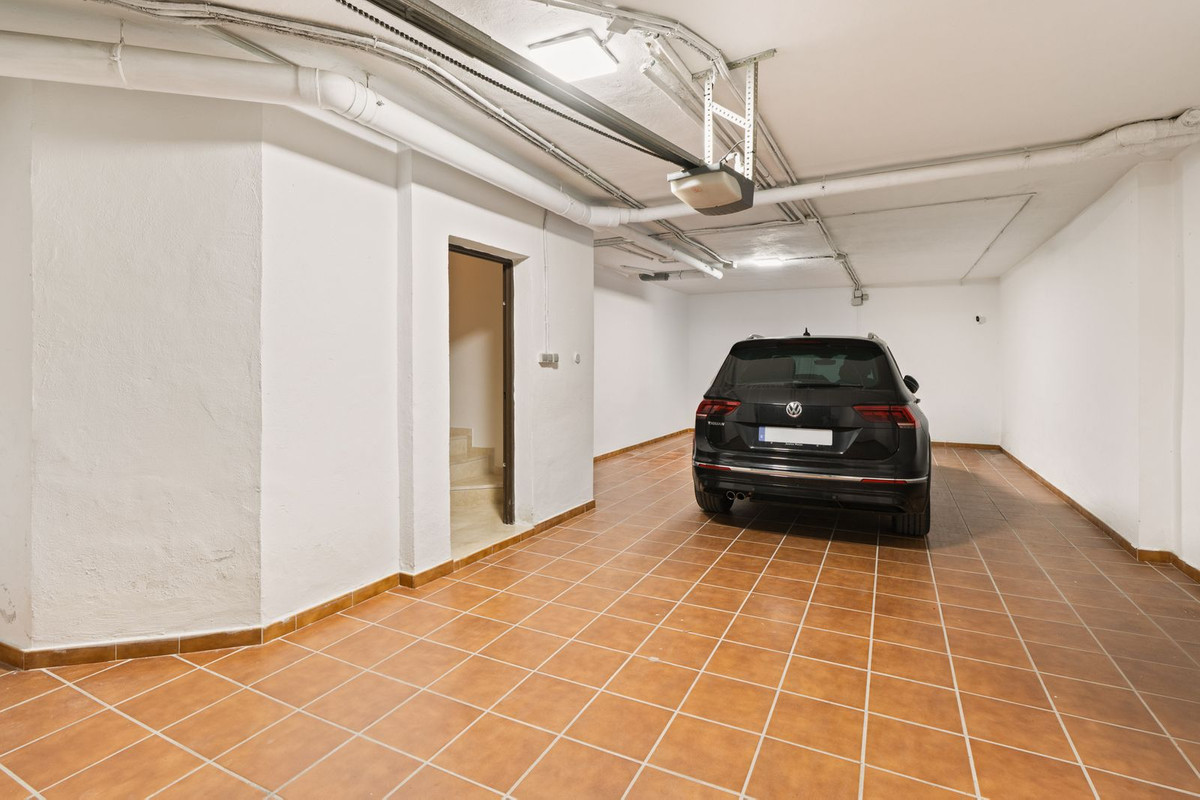 Huis te koop in Costabella | 4 slaapkamers H5382004