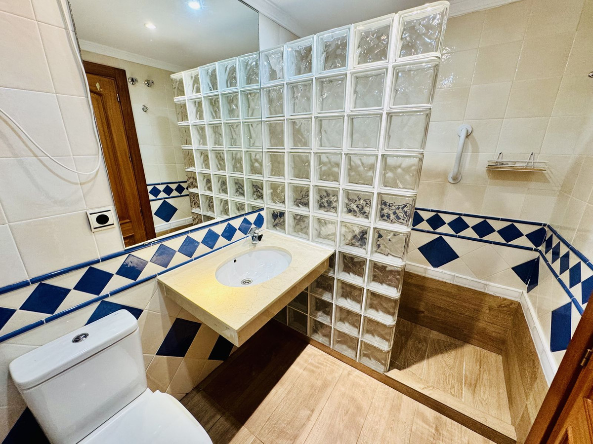 Huis te koop in Costabella | 3 slaapkamers H5402035