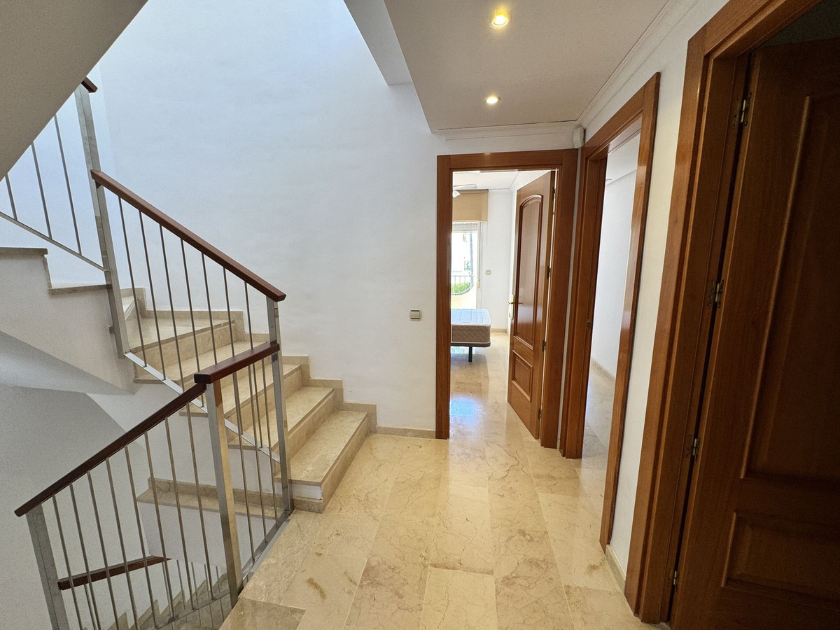 Huis te koop in Costabella | 3 slaapkamers H5402035