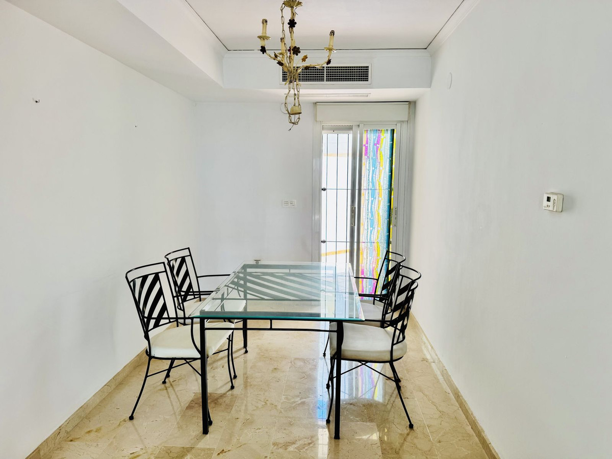 Huis te koop in Costabella | 3 slaapkamers H5402035