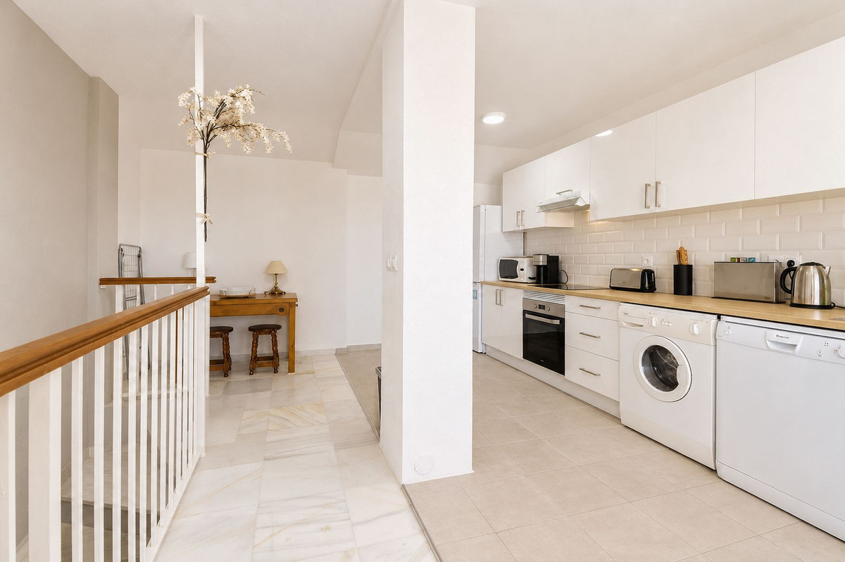Huis te koop in Costabella | 4 slaapkamers H5449246