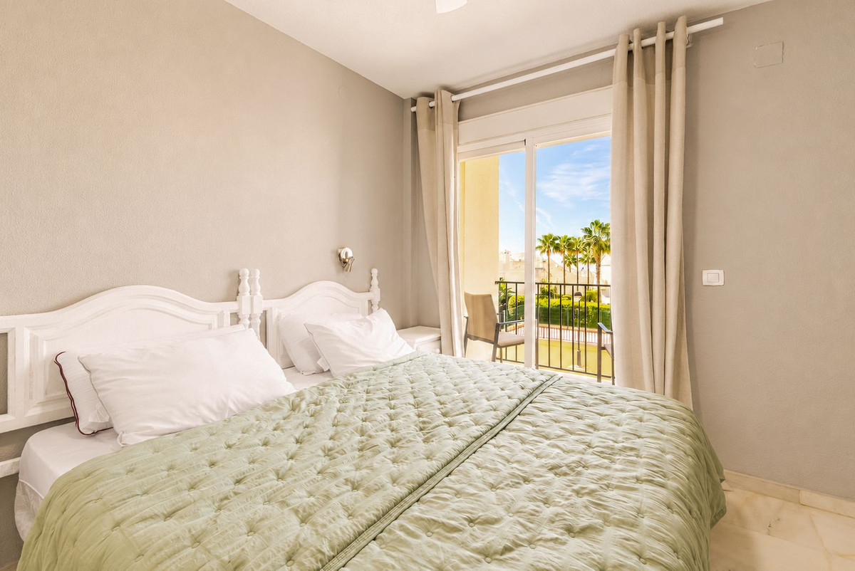 Huis te koop in Costabella | 4 slaapkamers H5449246