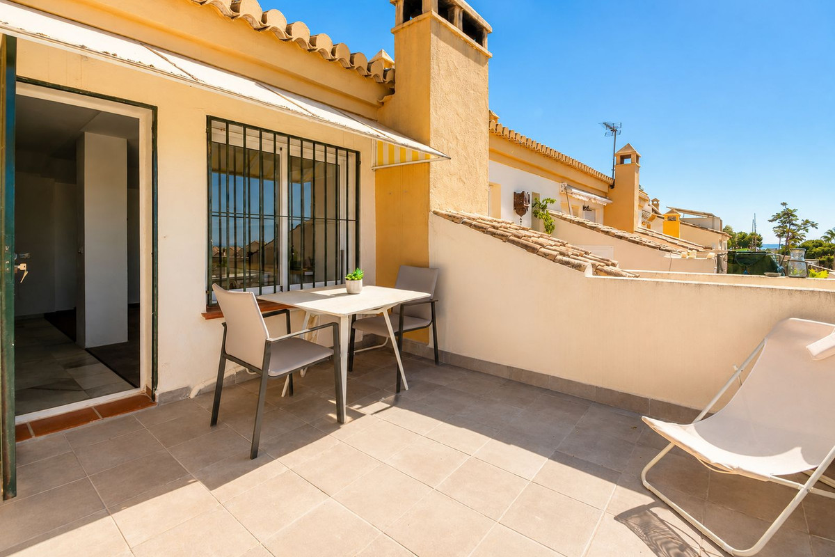 Huis te koop in Costabella | 4 slaapkamers H5449246