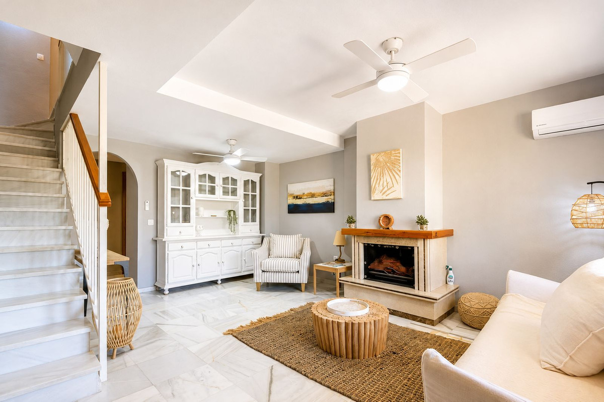 Huis te koop in Costabella | 4 slaapkamers H5449246
