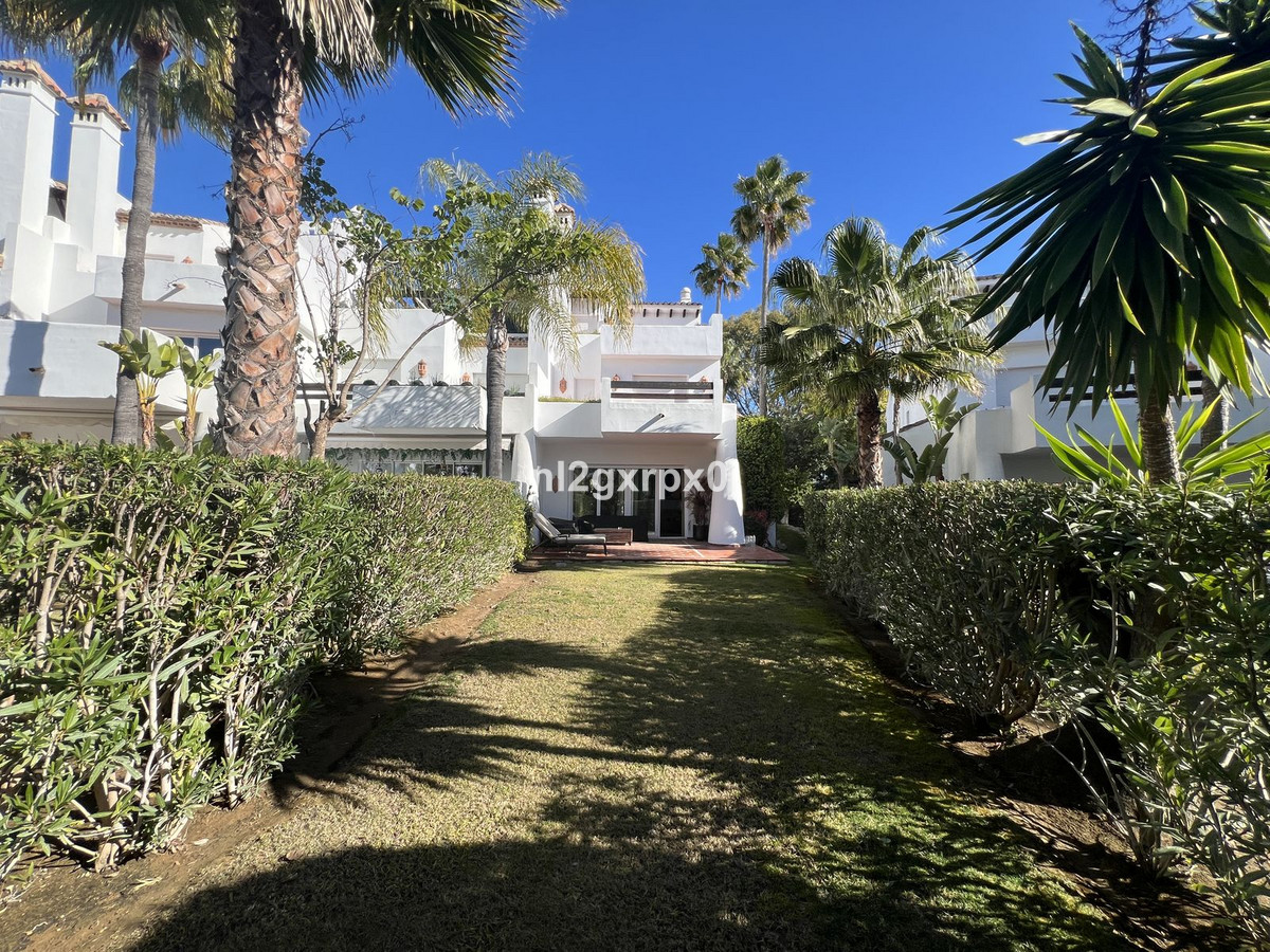Semi-Vrijstaande Villa in Costalita-2
