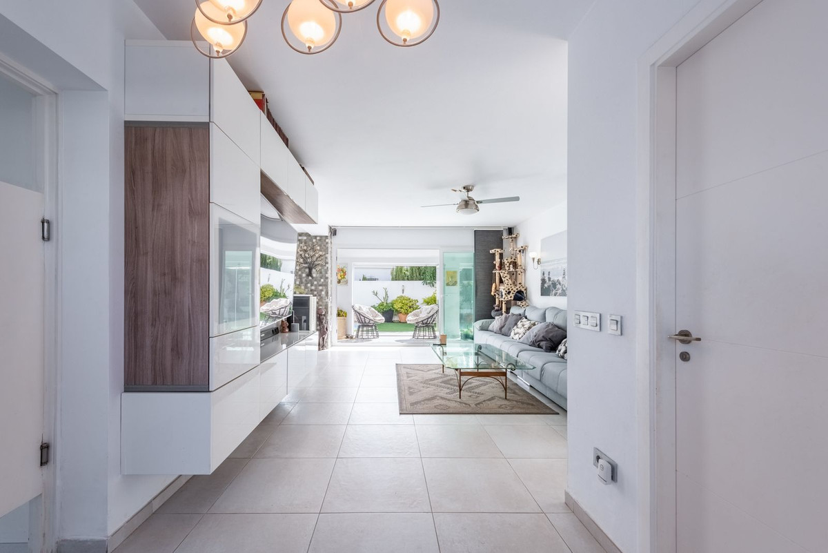 Detached Villa for sale in Costalita | 3 bedrooms H5040694