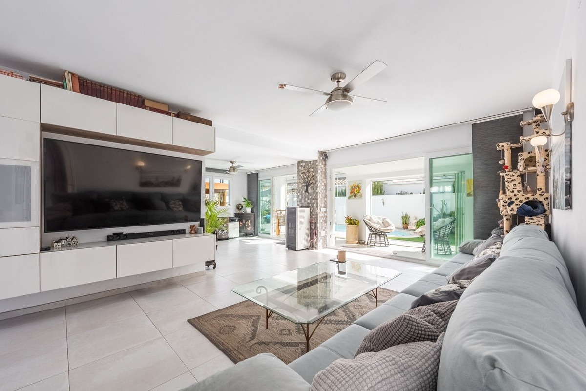 Detached Villa for sale in Costalita | 3 bedrooms H5040694