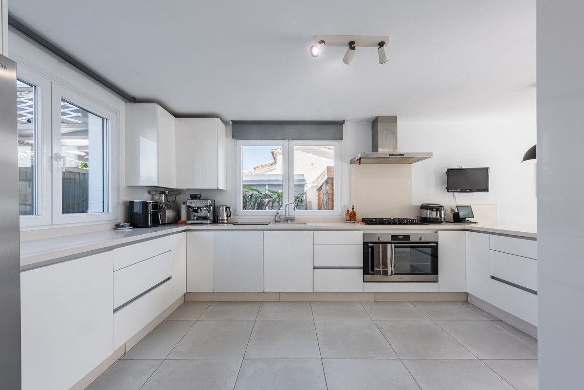 Detached Villa for sale in Costalita | 3 bedrooms H5040694