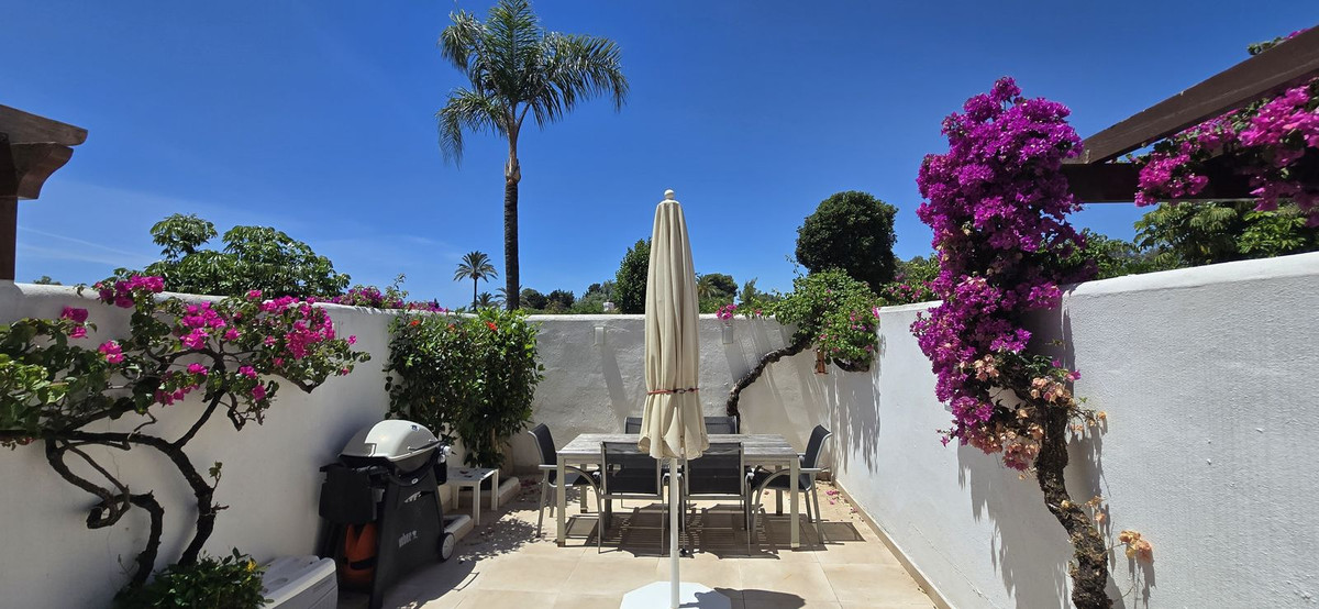 Townhouse for sale in Costalita | 3 bedrooms H5050165