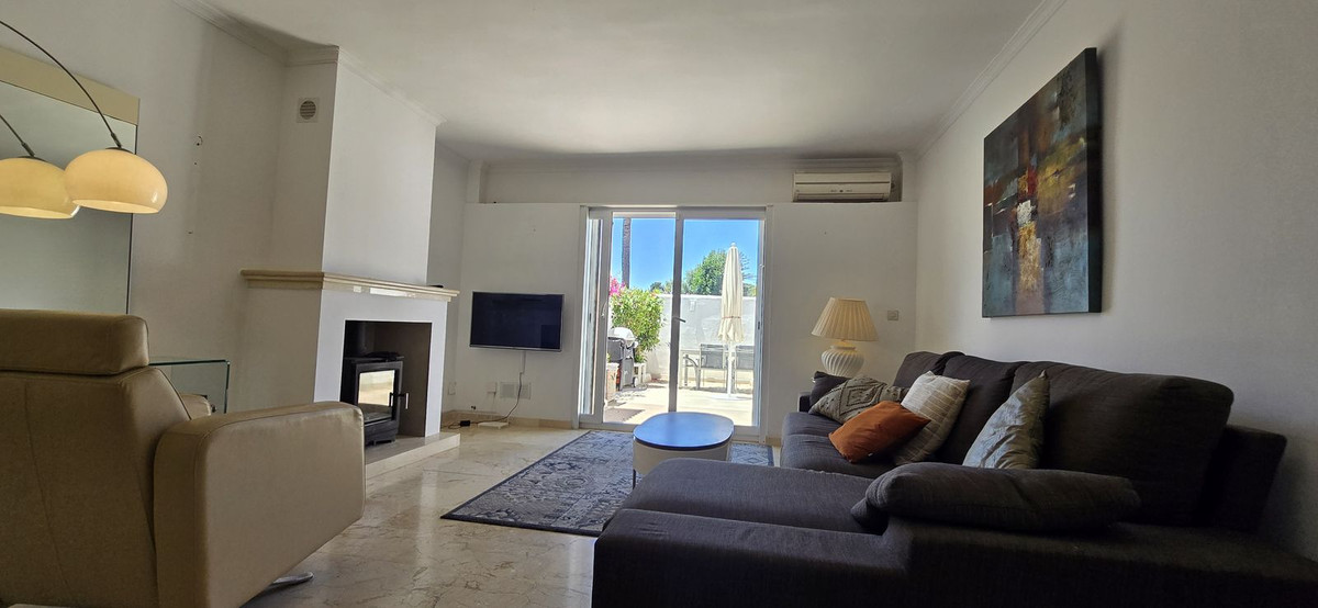 Townhouse for sale in Costalita | 3 bedrooms H5050165