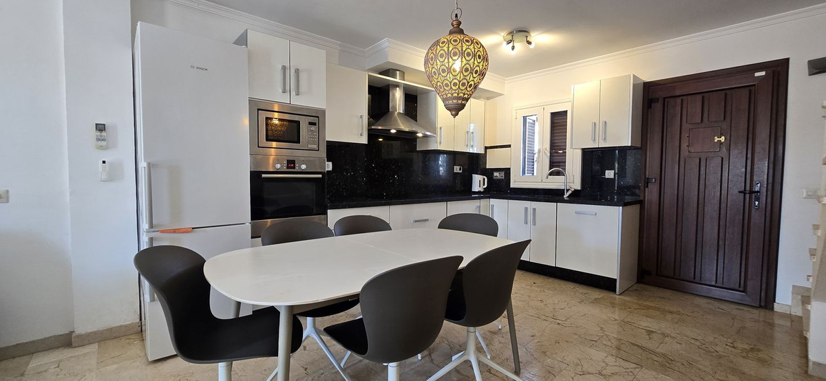 Townhouse for sale in Costalita | 3 bedrooms H5050165