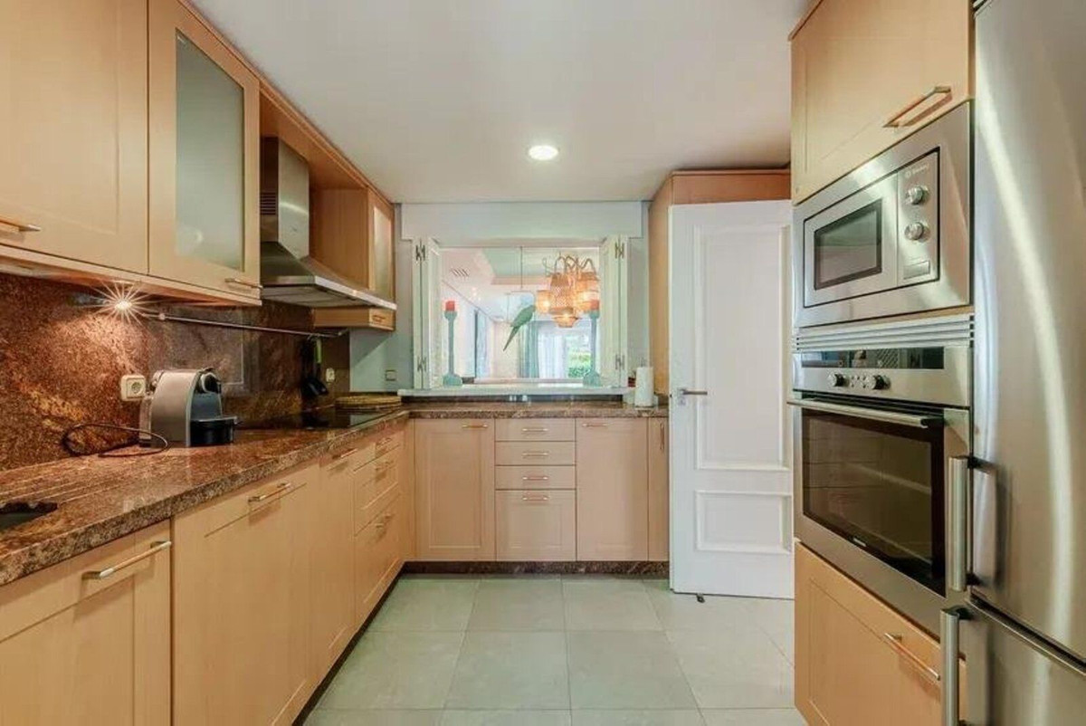 Huis te koop in Costalita | 4 slaapkamers H5299987