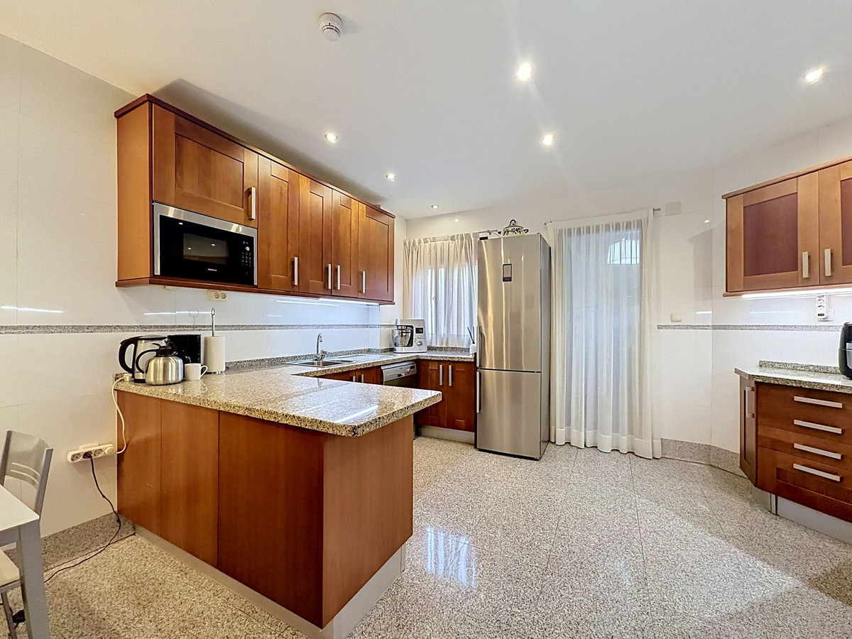 Huis te koop in Costalita | 4 slaapkamers H5401816