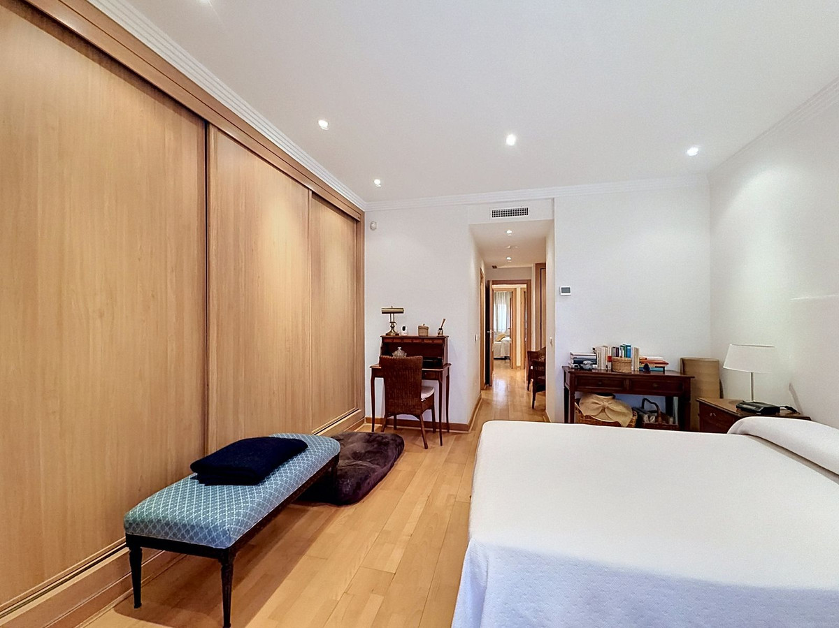 Huis te koop in Costalita | 4 slaapkamers H5401816