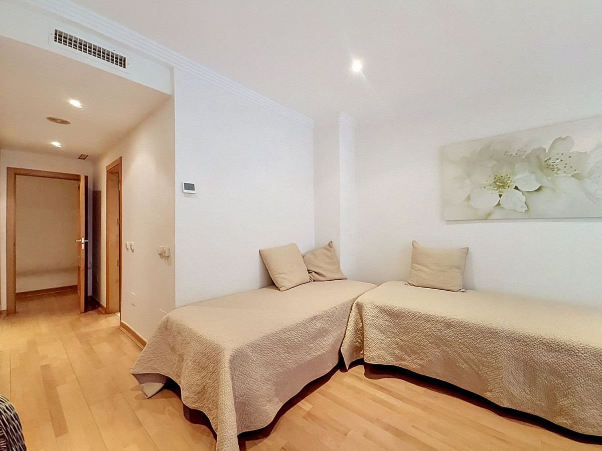 Huis te koop in Costalita | 4 slaapkamers H5401816