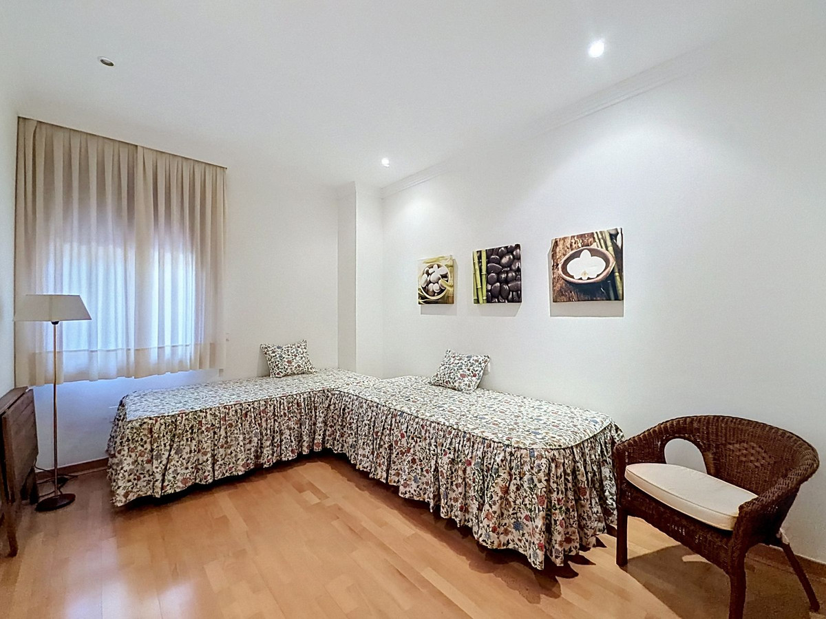 Huis te koop in Costalita | 4 slaapkamers H5401816