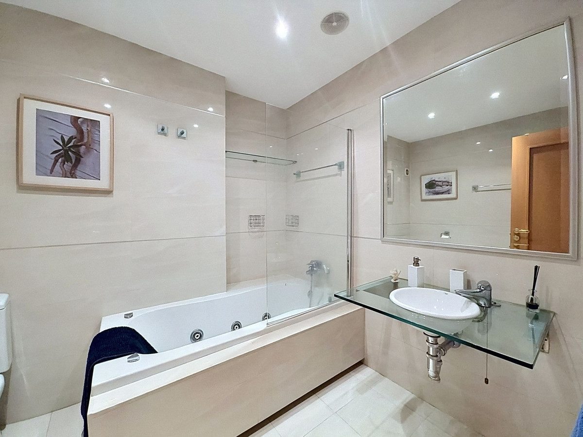 Huis te koop in Costalita | 4 slaapkamers H5401816
