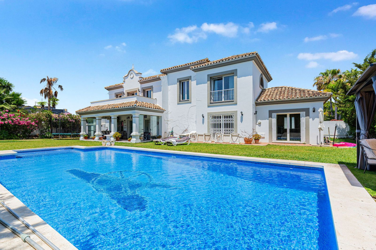 Huis te koop in Costalita | 4 slaapkamers H5516758