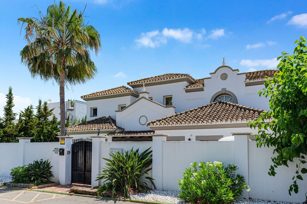 Huis te koop in Costalita | 4 slaapkamers H5516758