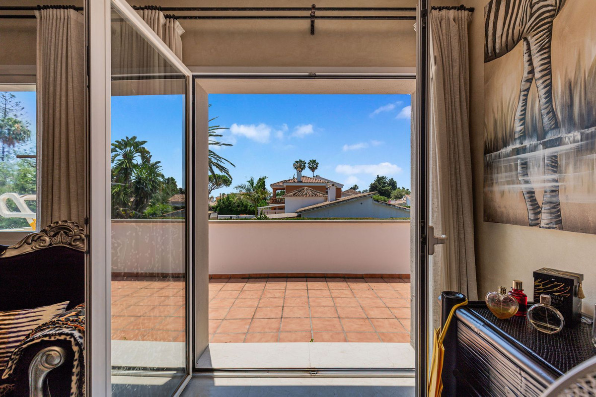 Huis te koop in Costalita | 4 slaapkamers H5516758