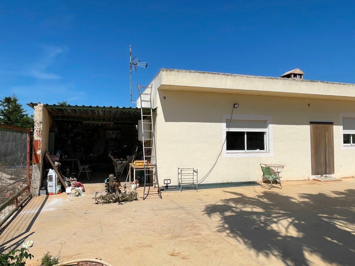 Huis te koop in Crevillent | 4 slaapkamers H5052811