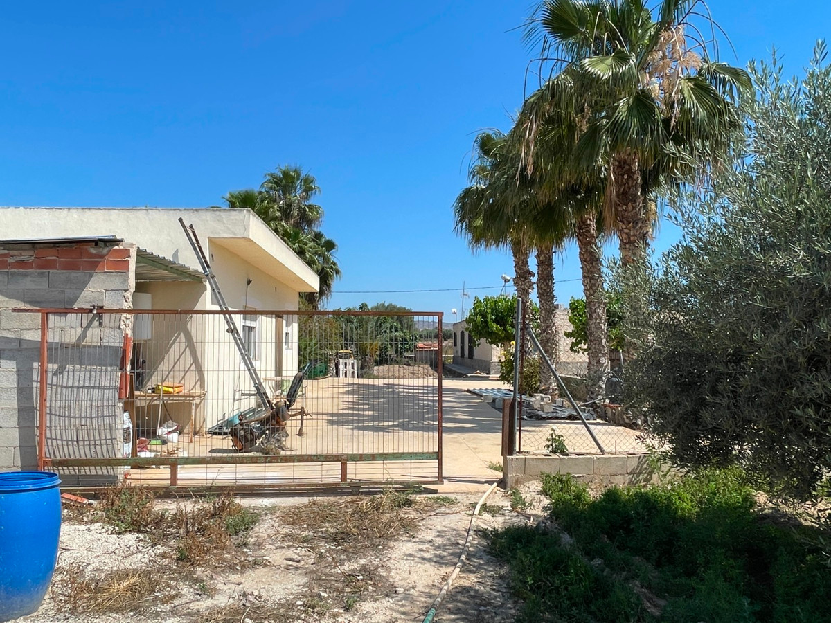 Huis te koop in Crevillent | 4 slaapkamers H5052811