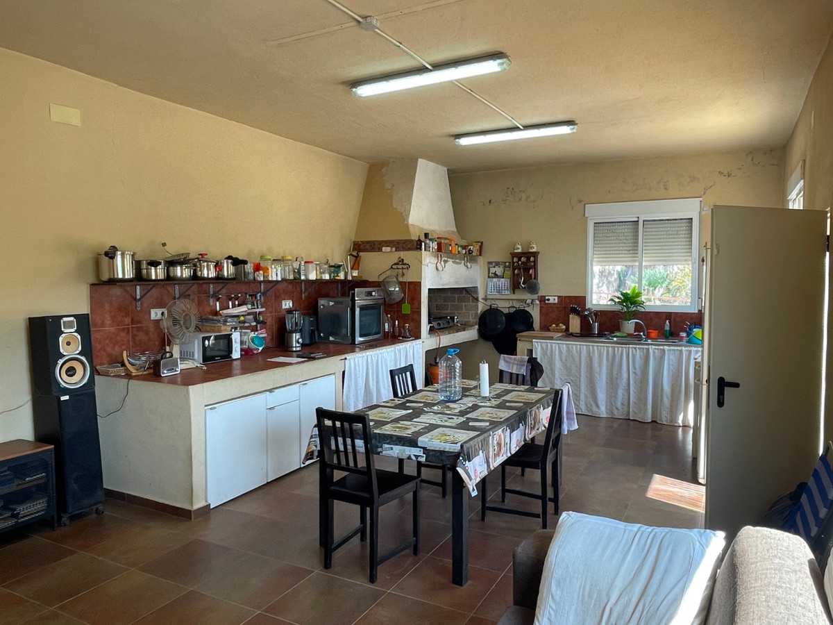 Huis te koop in Crevillent | 4 slaapkamers H5052811
