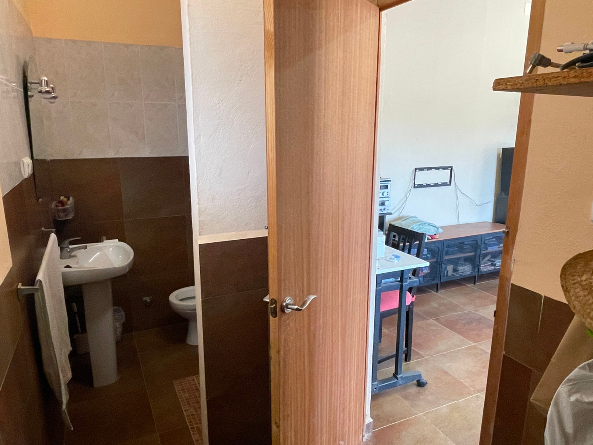 Huis te koop in Crevillent | 4 slaapkamers H5052811