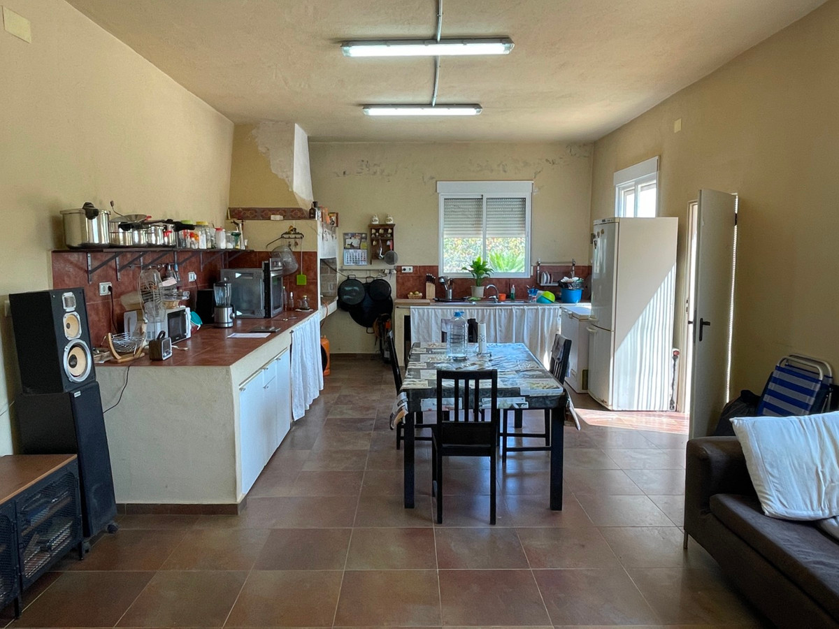 Huis te koop in Crevillent | 4 slaapkamers H5052811