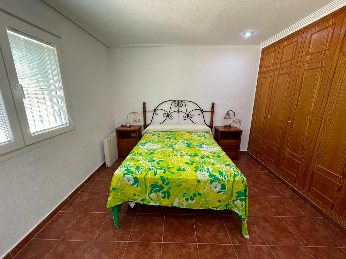 Huis te koop in Crevillent | 4 slaapkamers H5052811