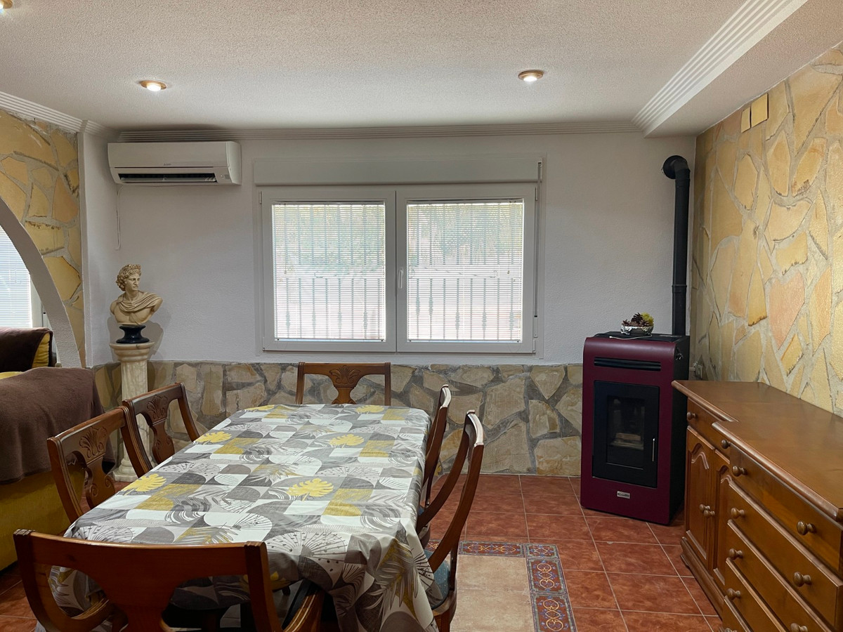 Huis te koop in Crevillent | 4 slaapkamers H5052811