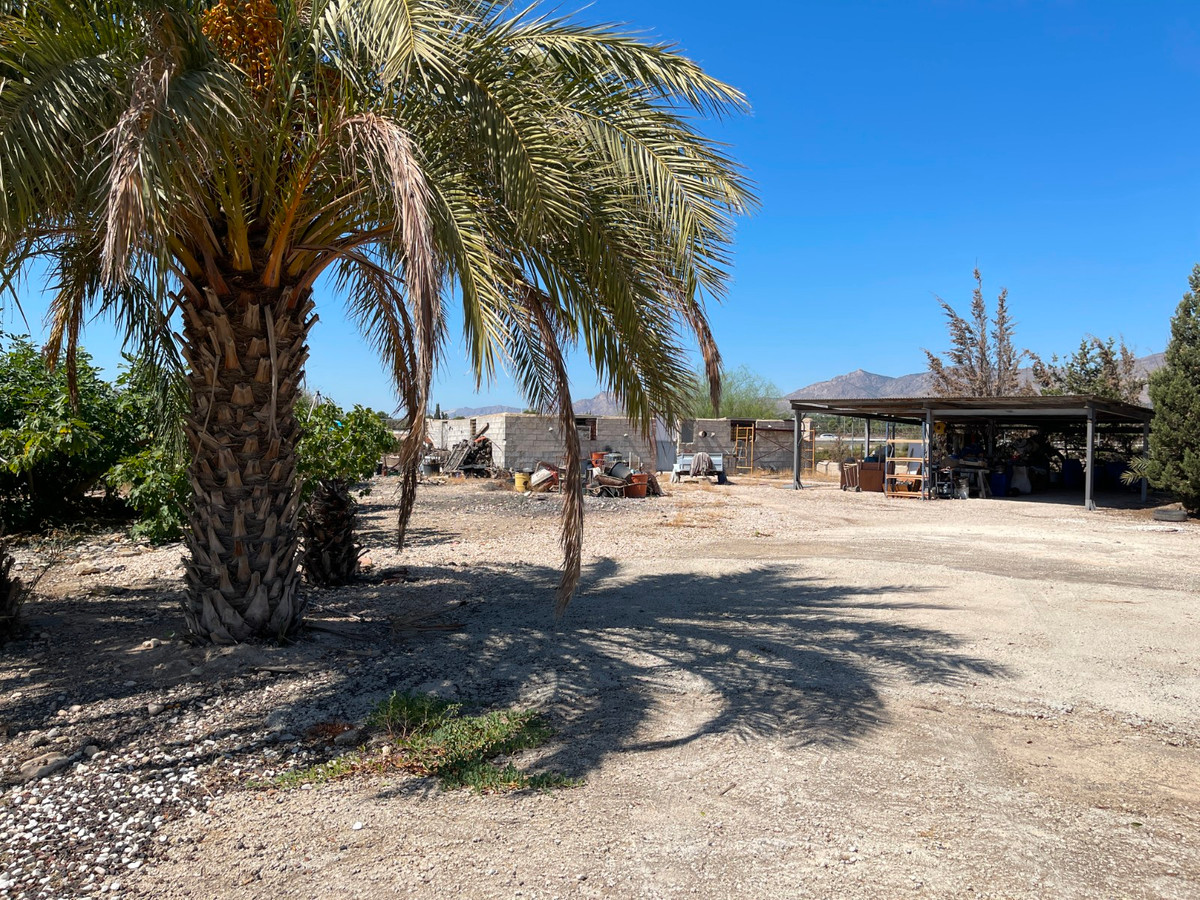 Huis te koop in Crevillent | 3 slaapkamers H5172913