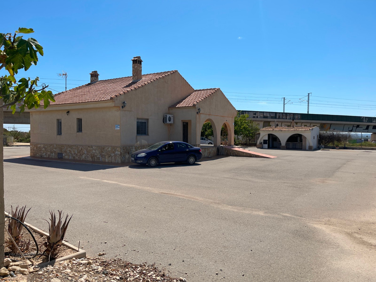 Huis te koop in Crevillent | 3 slaapkamers H5172913