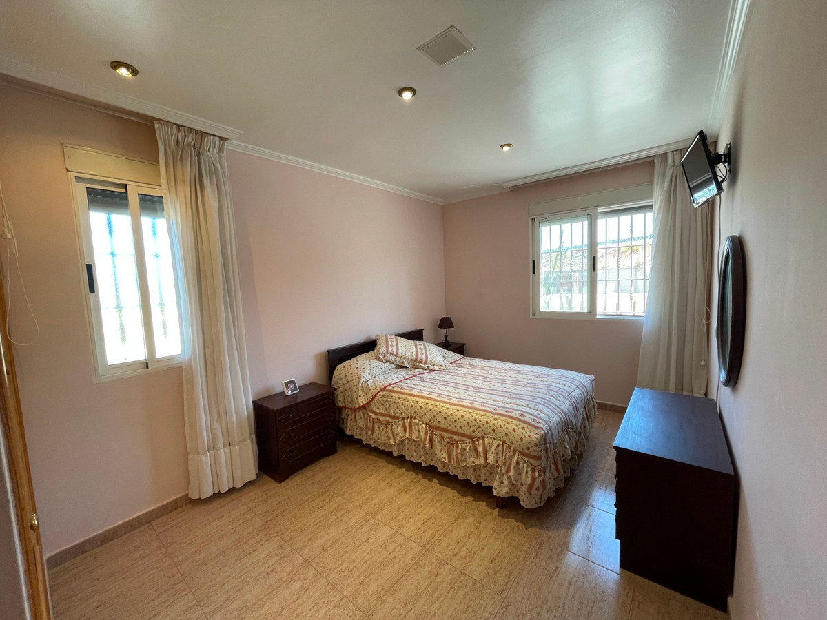 Huis te koop in Crevillent | 3 slaapkamers H5172913