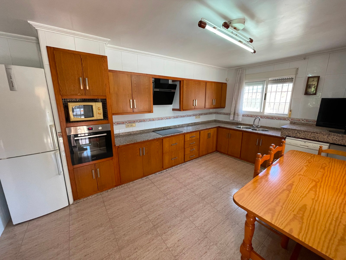 Huis te koop in Crevillent | 3 slaapkamers H5172913