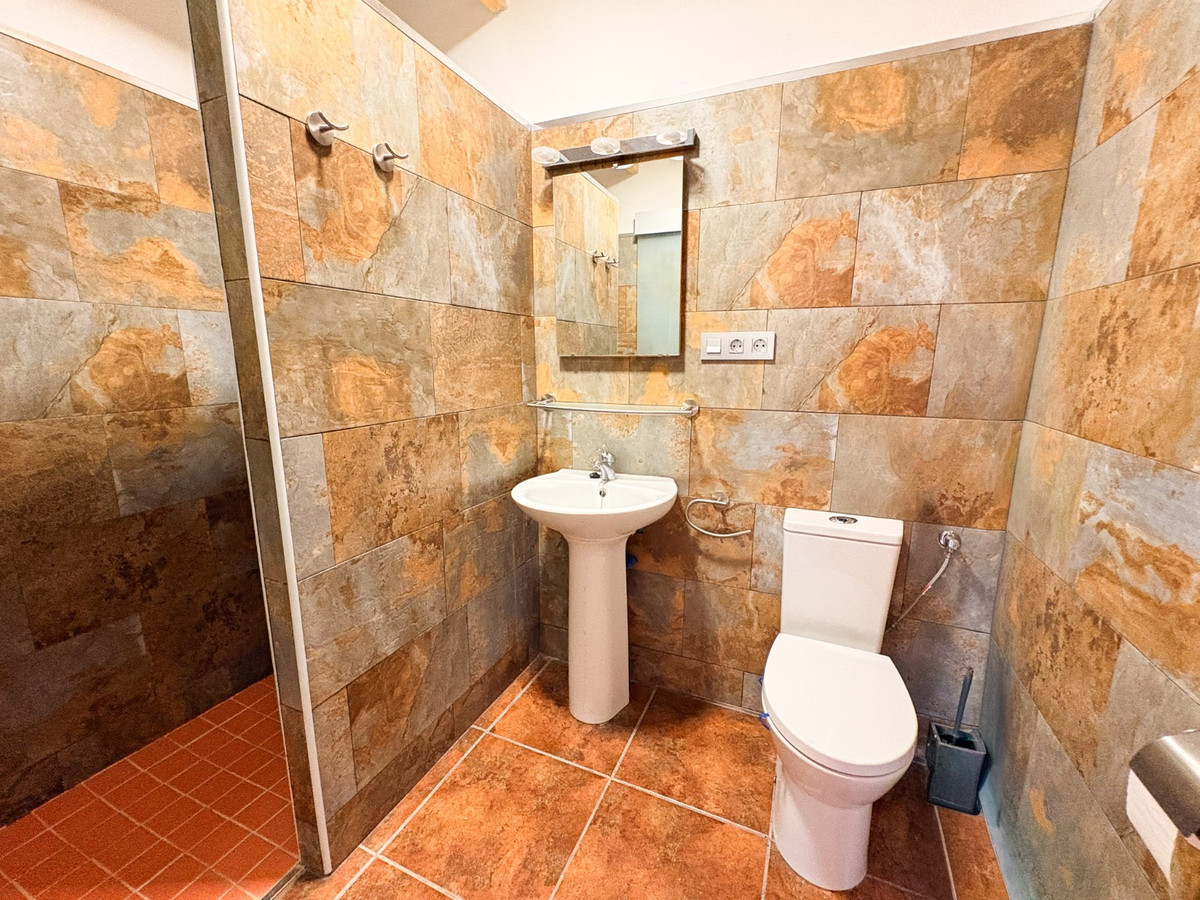 Property main view 40