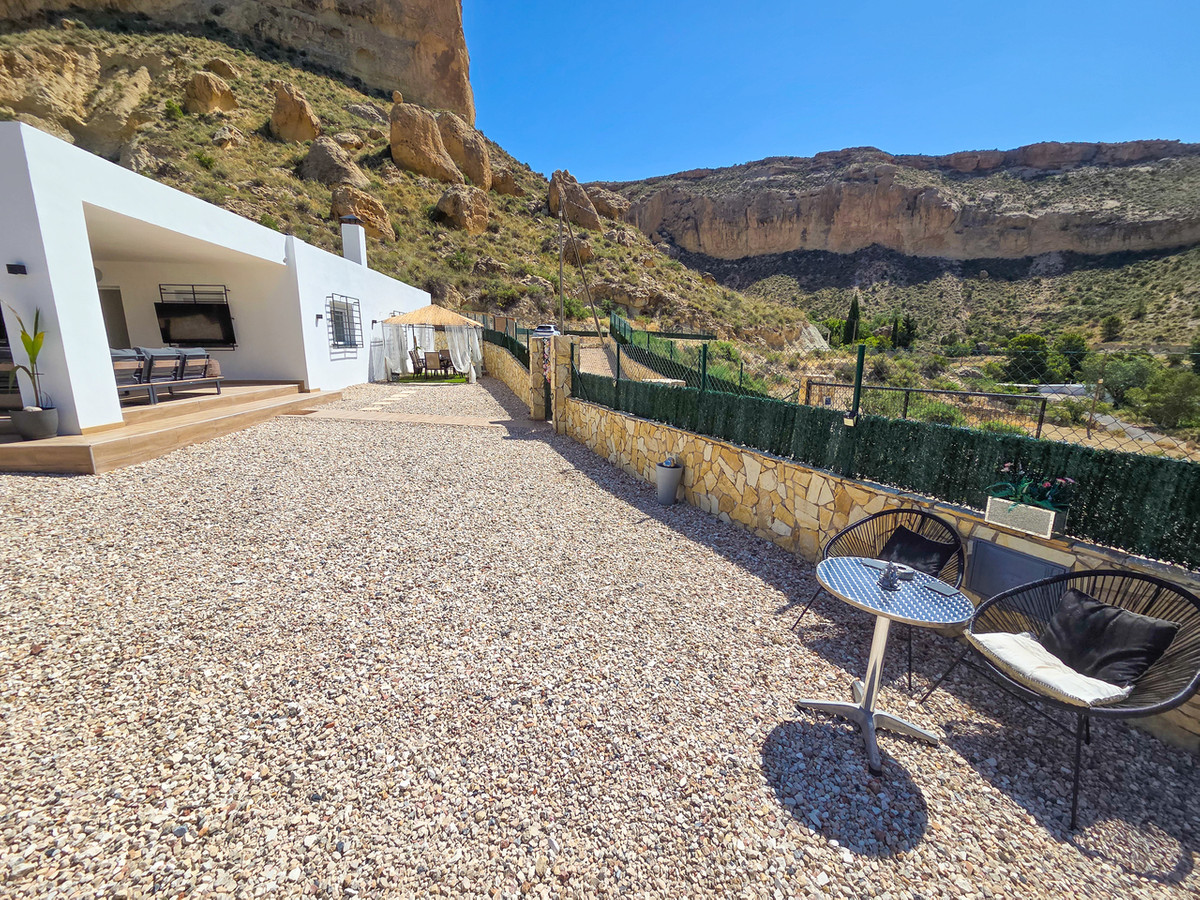 Property main view 4