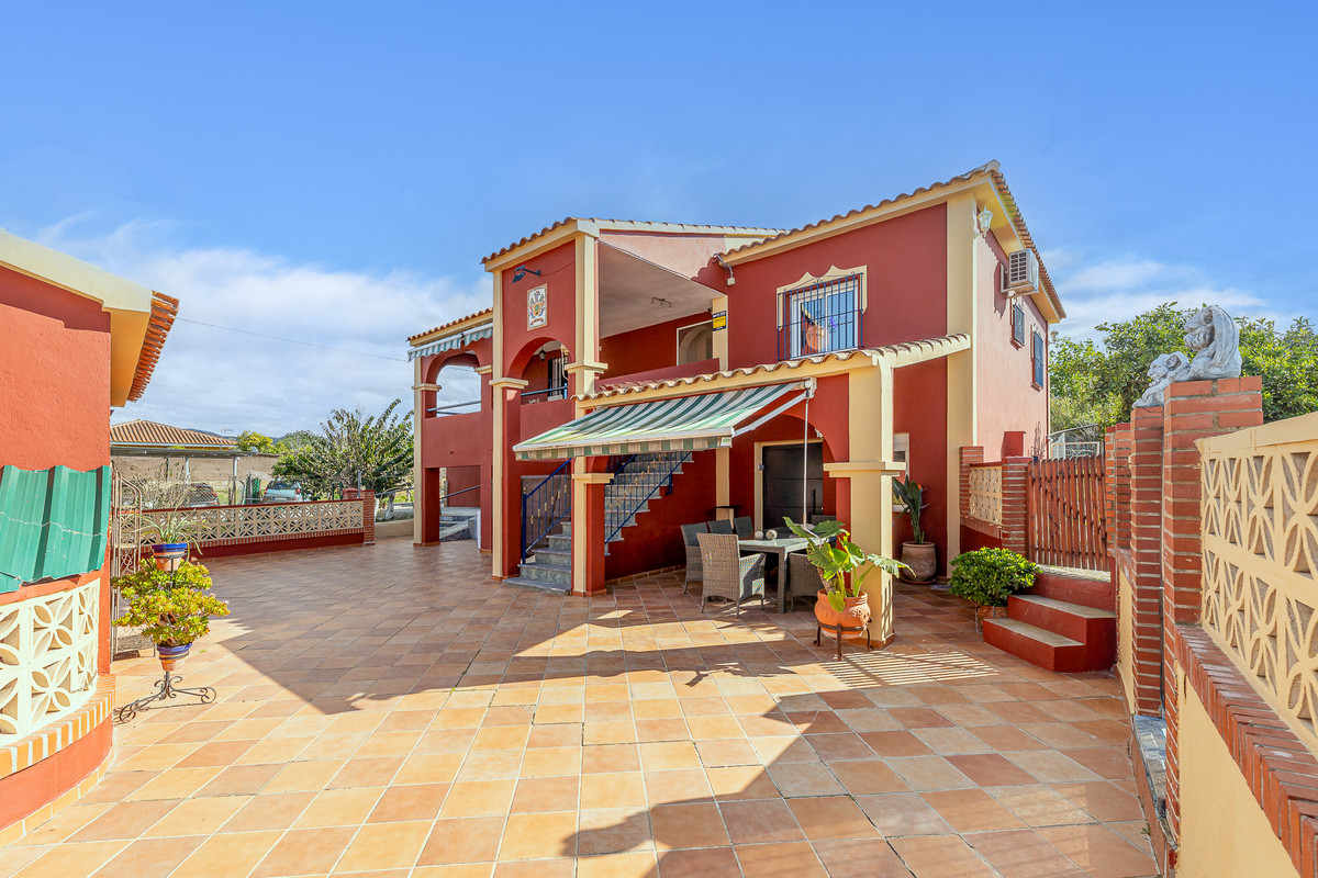Vrijstaande Villa in Cártama-1