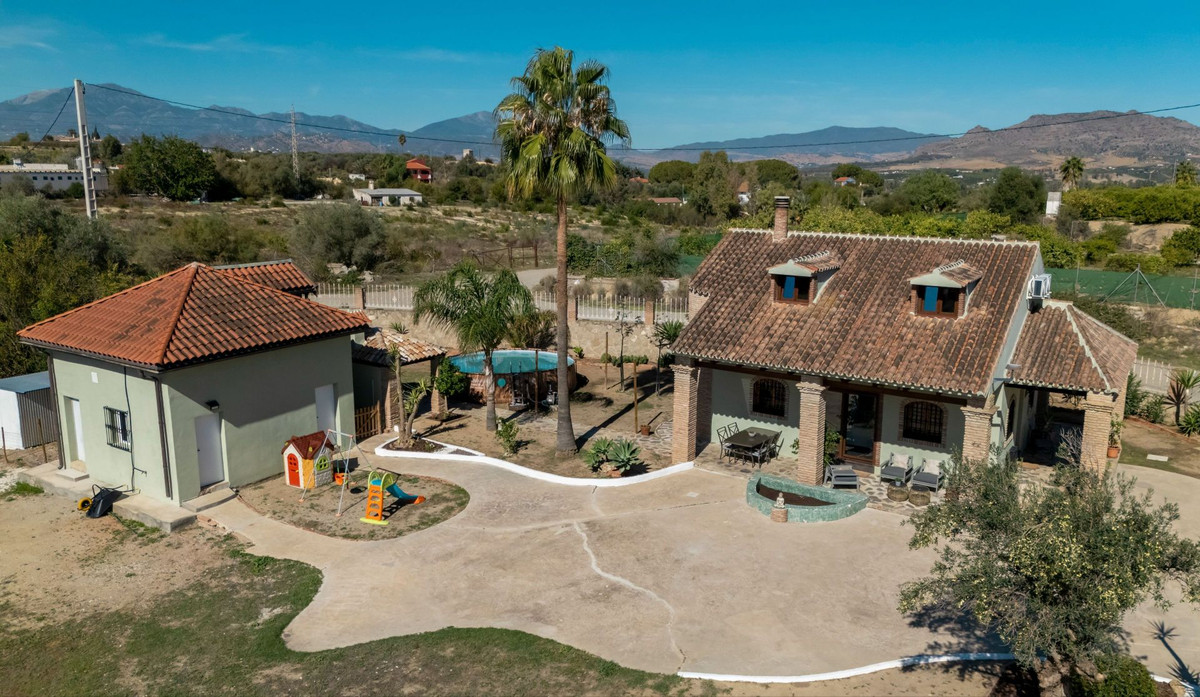 Vrijstaande Villa in Cártama-1