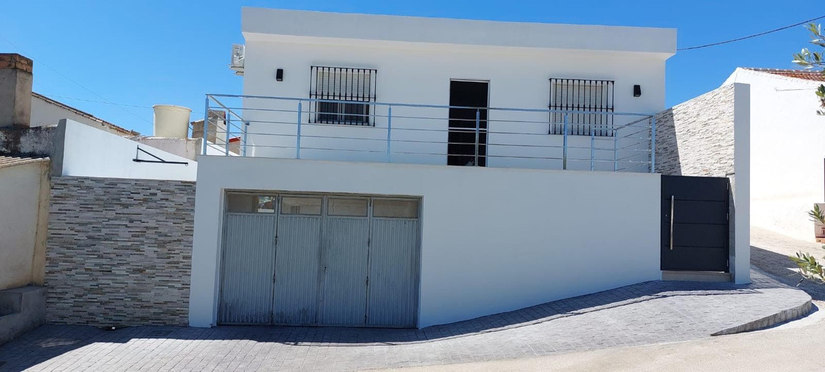 Finca - Cortijo te koop in Cártama | 3 slaapkamers H5104201