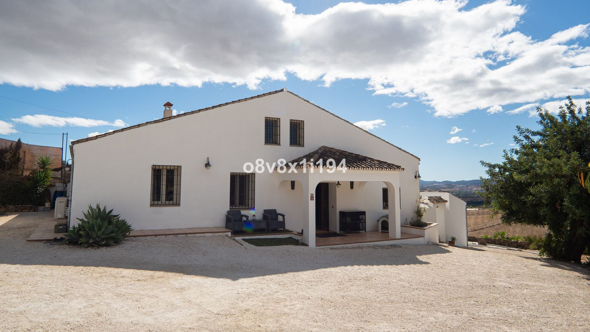 Finca - Cortijo te koop in Cártama | 5 slaapkamers H5215414