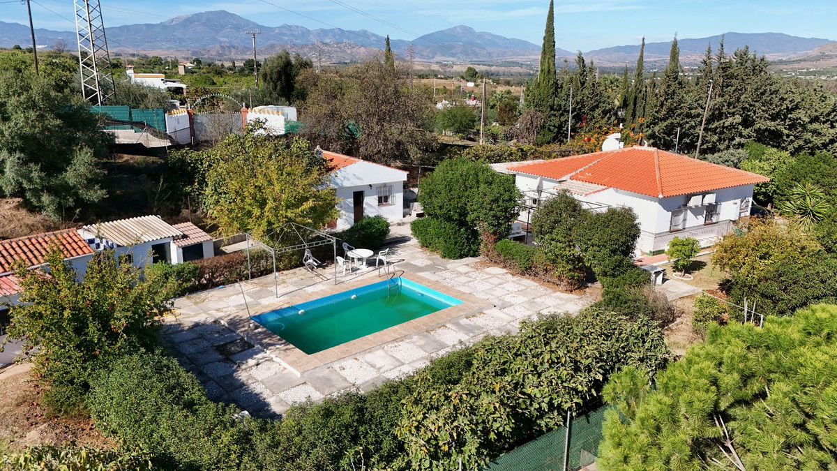 Finca - Cortijo te koop in Cártama | 4 slaapkamers H5218288