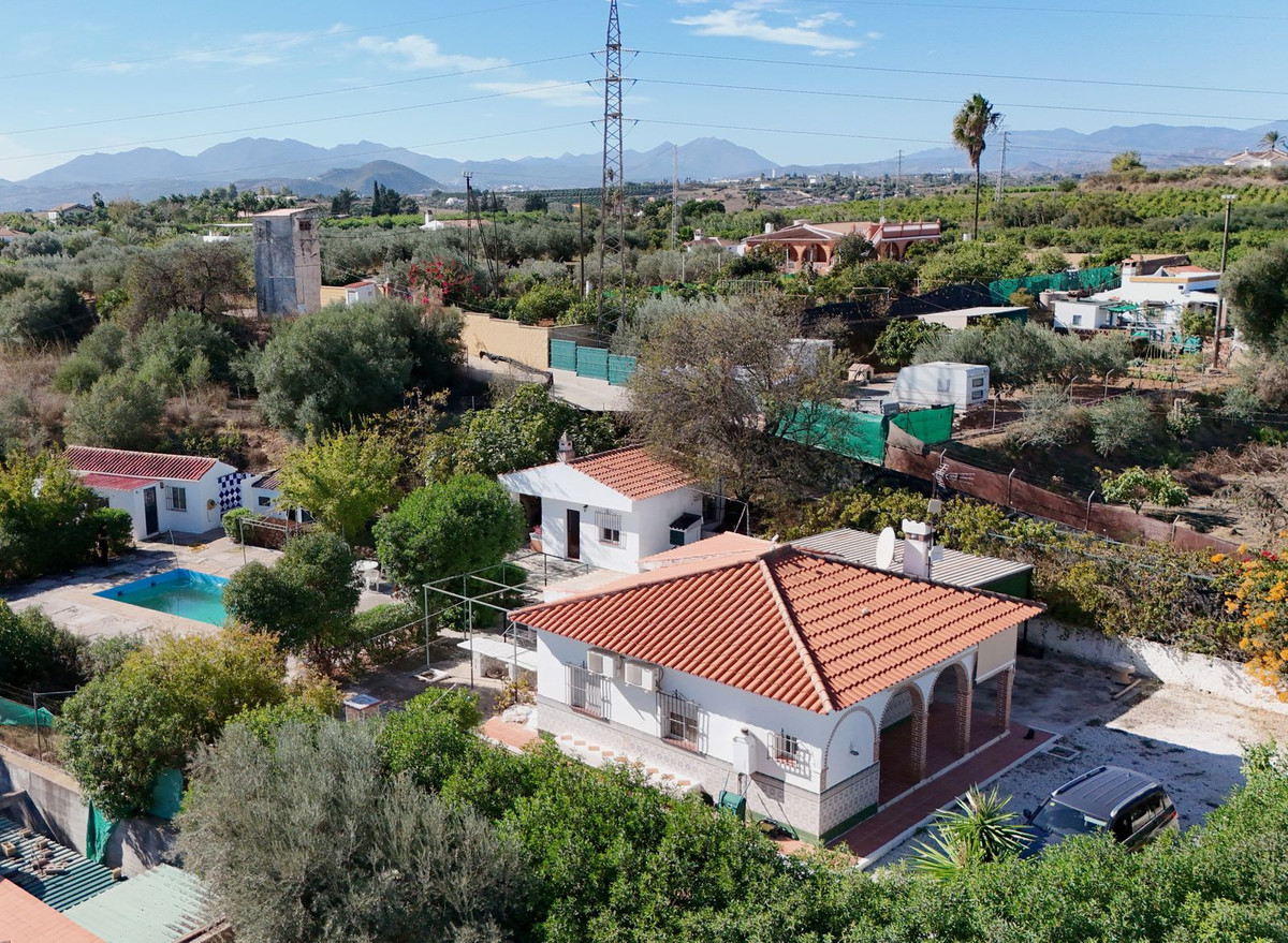 Finca - Cortijo te koop in Cártama | 4 slaapkamers H5218288
