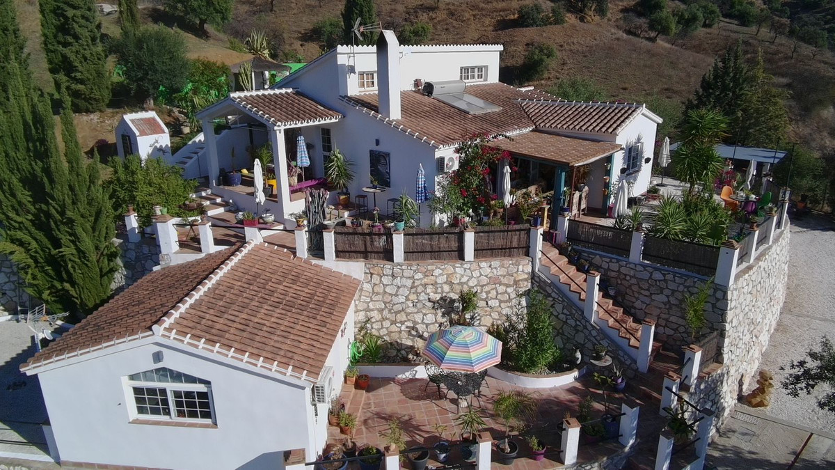 Finca - Cortijo te koop in Cártama | 3 slaapkamers H5238895